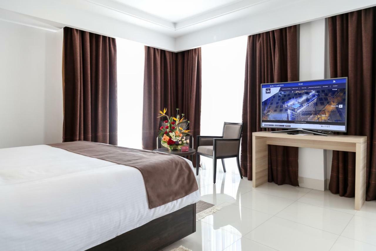 Radisson Hotel Sfax Exteriör bild Deluxe Room
