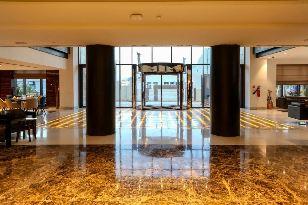 Radisson Hotel Sfax Exteriör bild Lobby
