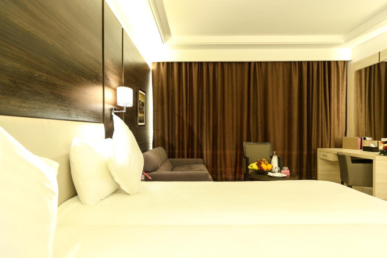 Radisson Hotel Sfax Exteriör bild Deluxe Room